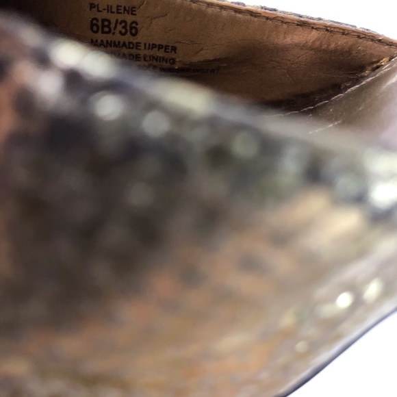 BCBG Gold Peep Toe Jeweled Stiletto Heels 6 36 - Picture 7 of 8